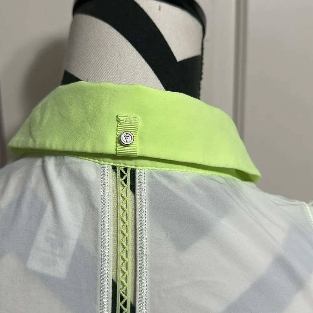 IVIVVA Lululemon Athletica White and Yellow Fitted Sleeveless Polo Tank